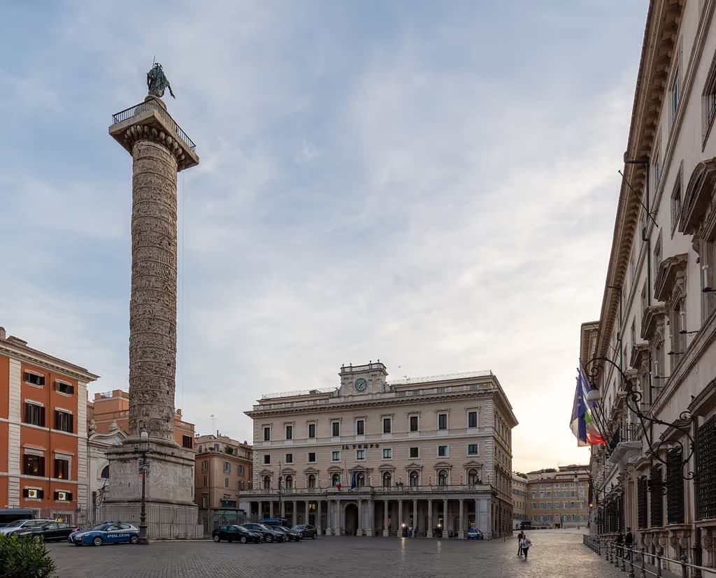 Piazza Colonna