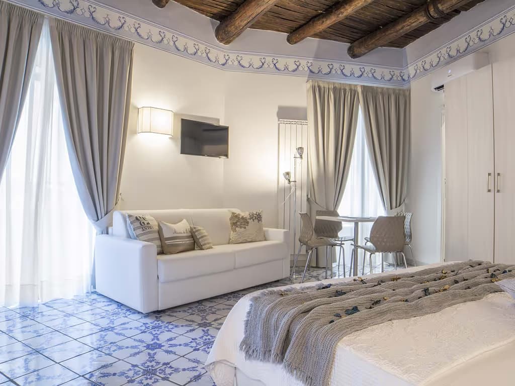 Morelli Suite