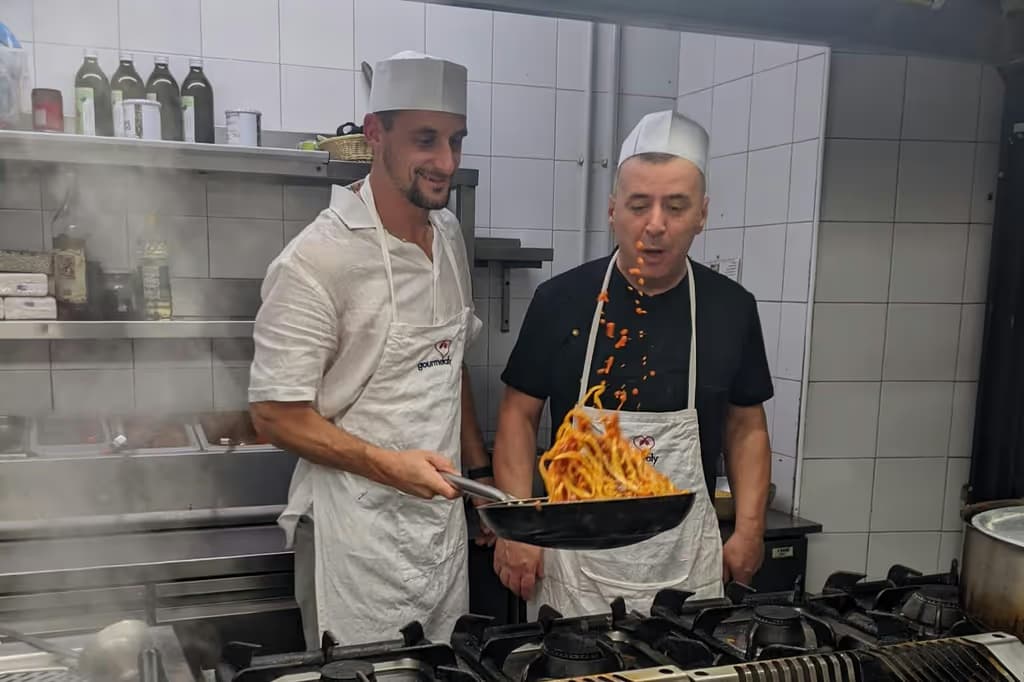 Roma: Corso di cucina di pasta amatriciana e cacio e pepe