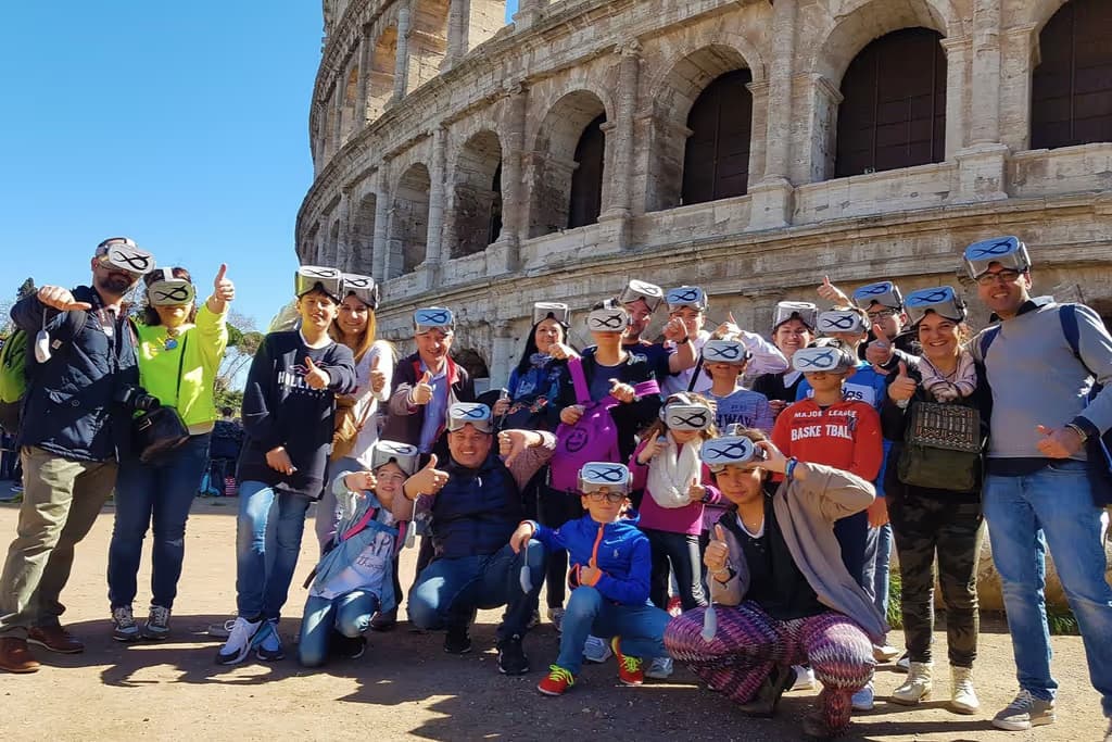 Colosseo, Foro Romano e Colle Palatino: Ingresso + Esperienza VR + Audioguida