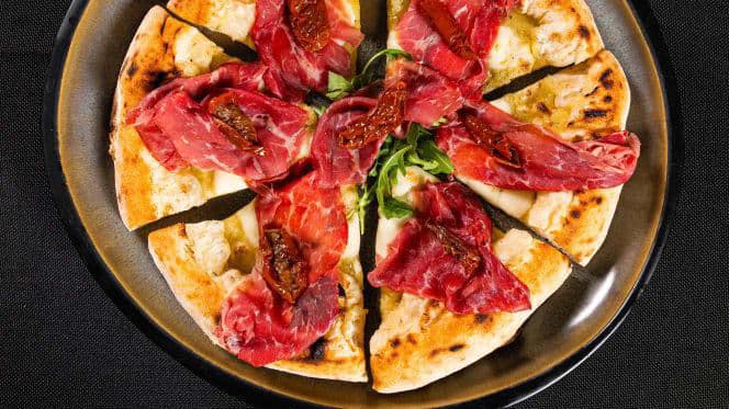 The Gallery Pizzart Food & Drink