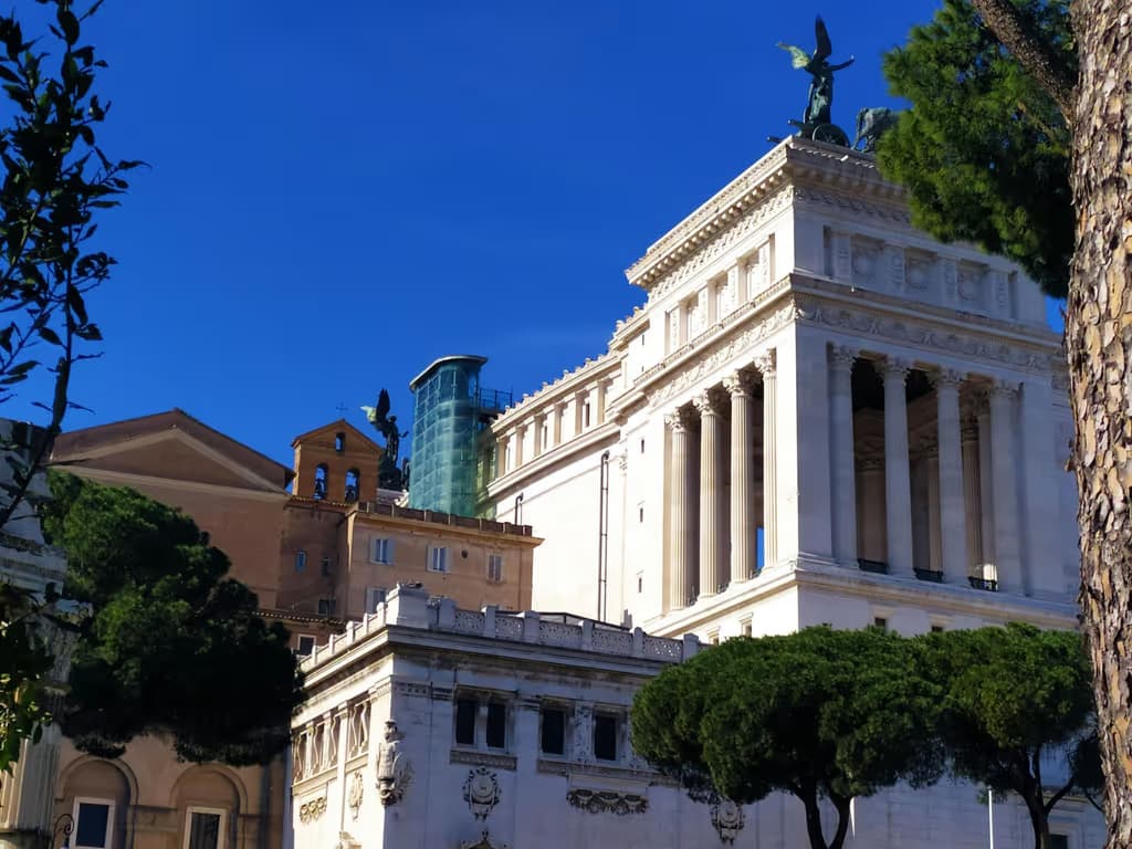 Altare della Patria: Biglietto per l'ascensore di vetro che salta la coda + App audio