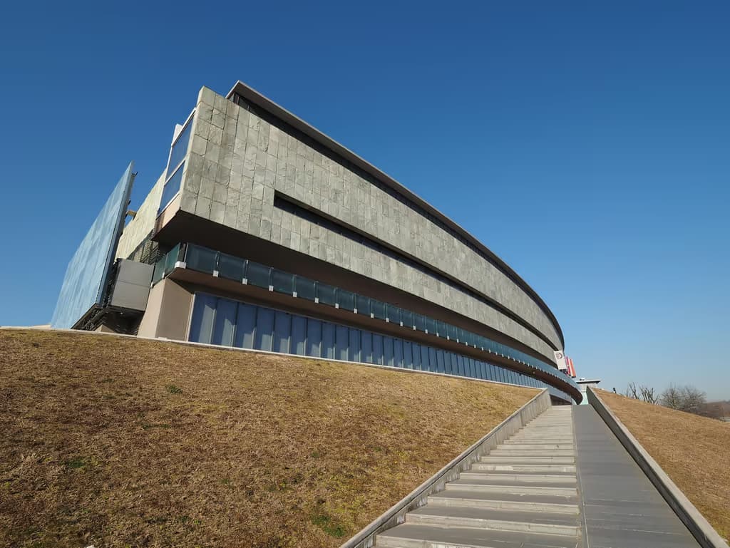 Museo Nazionale dell'Automobile + Bus Hop-on Hop-off Torino