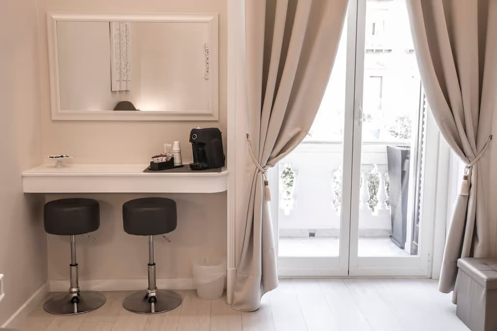 Royal Rooms Luxury Suite