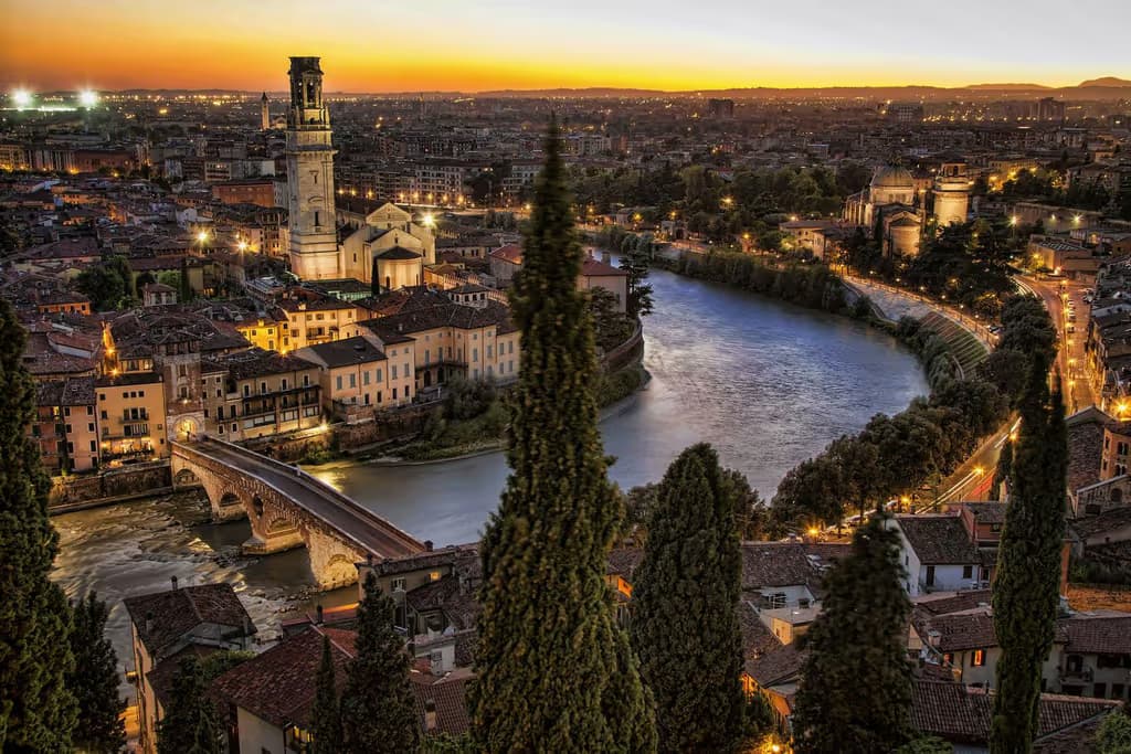 Verona e il Lago di Garda: Gita di un giorno da Milano