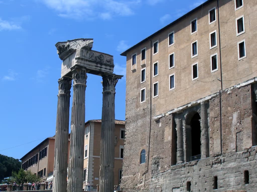 Tempio di Vespasiano