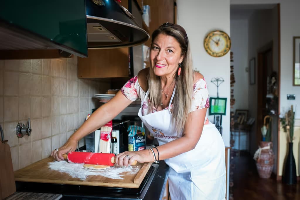 Roma: Tour del mercato + cena a casa di un locale