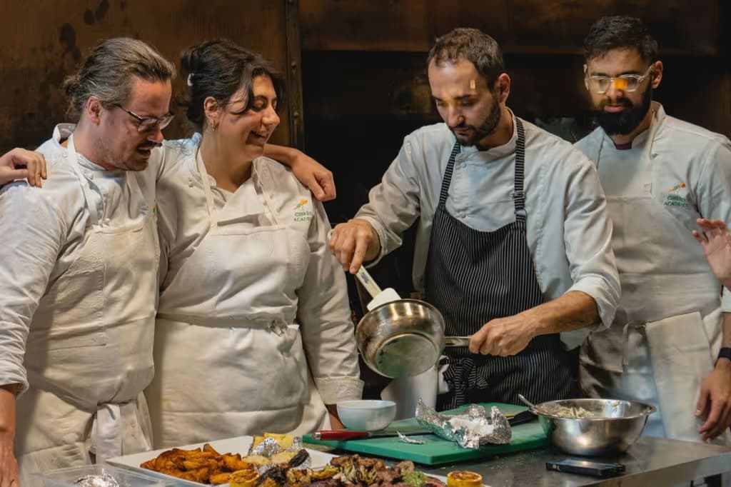Firenze: Corso di cucina per piccoli gruppi al Cibrèo Helvetia & Bristol