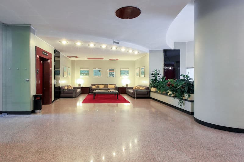 VIP's Residence