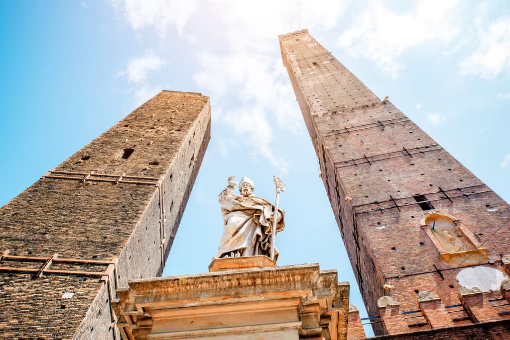 Torre della Garisenda